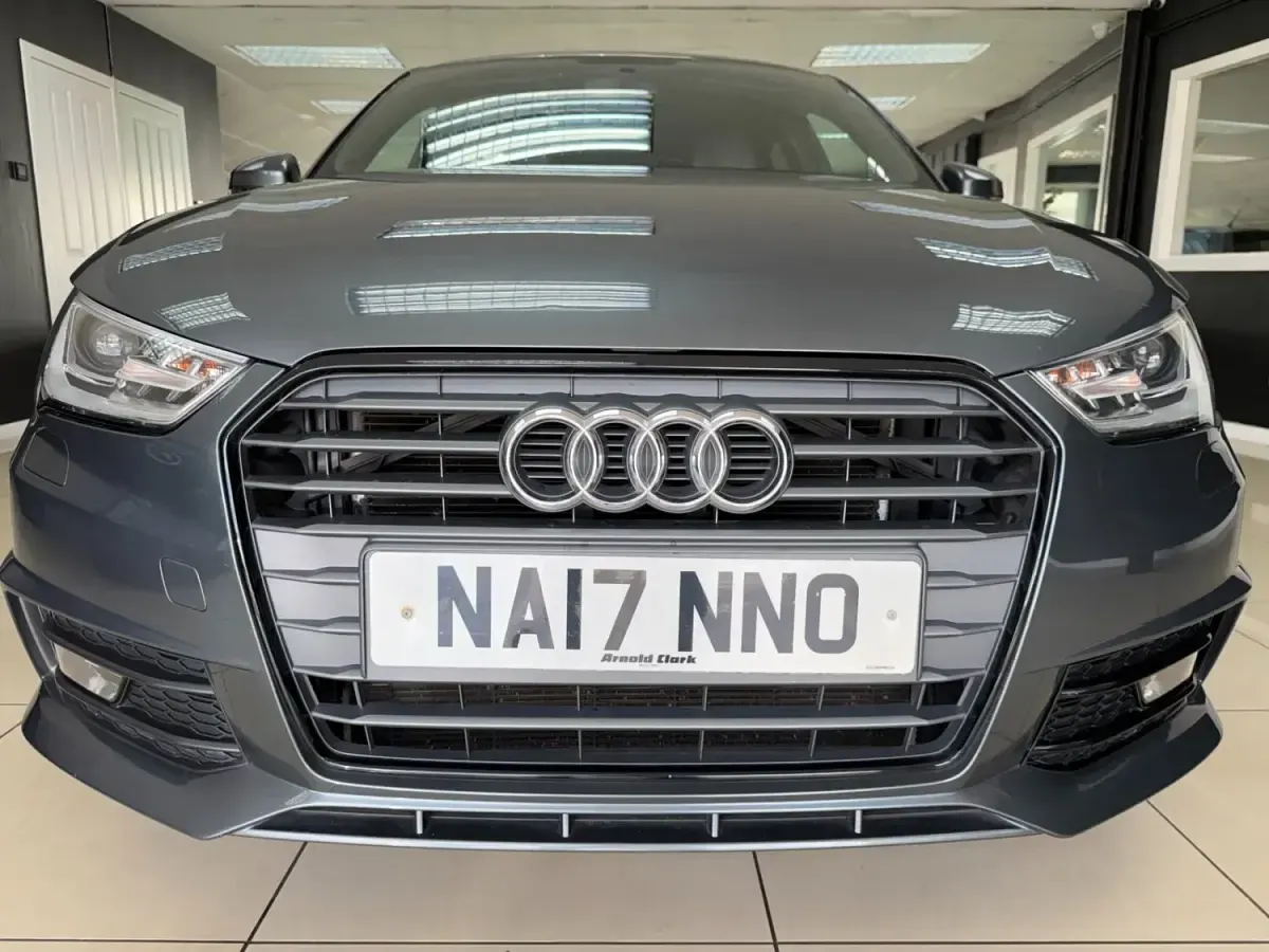 Gebraucht Audi A1 S-Line 2017 Grau Kleinwagen