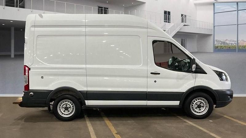 Used Ford Transit 130 HP (95 kW) 2018 White Van