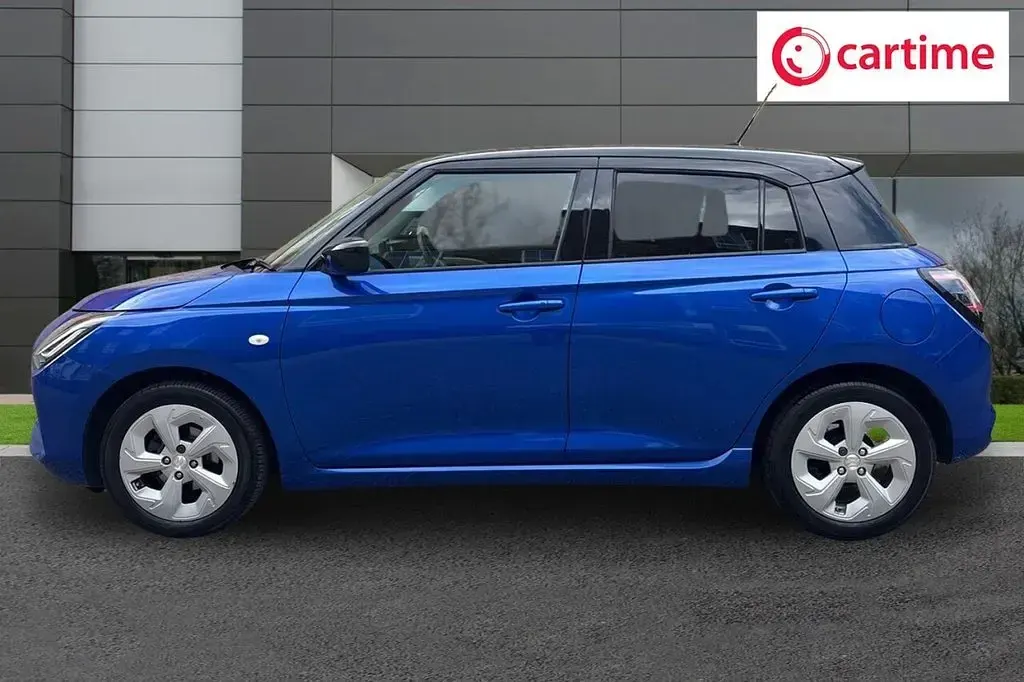 Used Suzuki Swift 82 HP (60 kW) 2024 Blue Hatchback