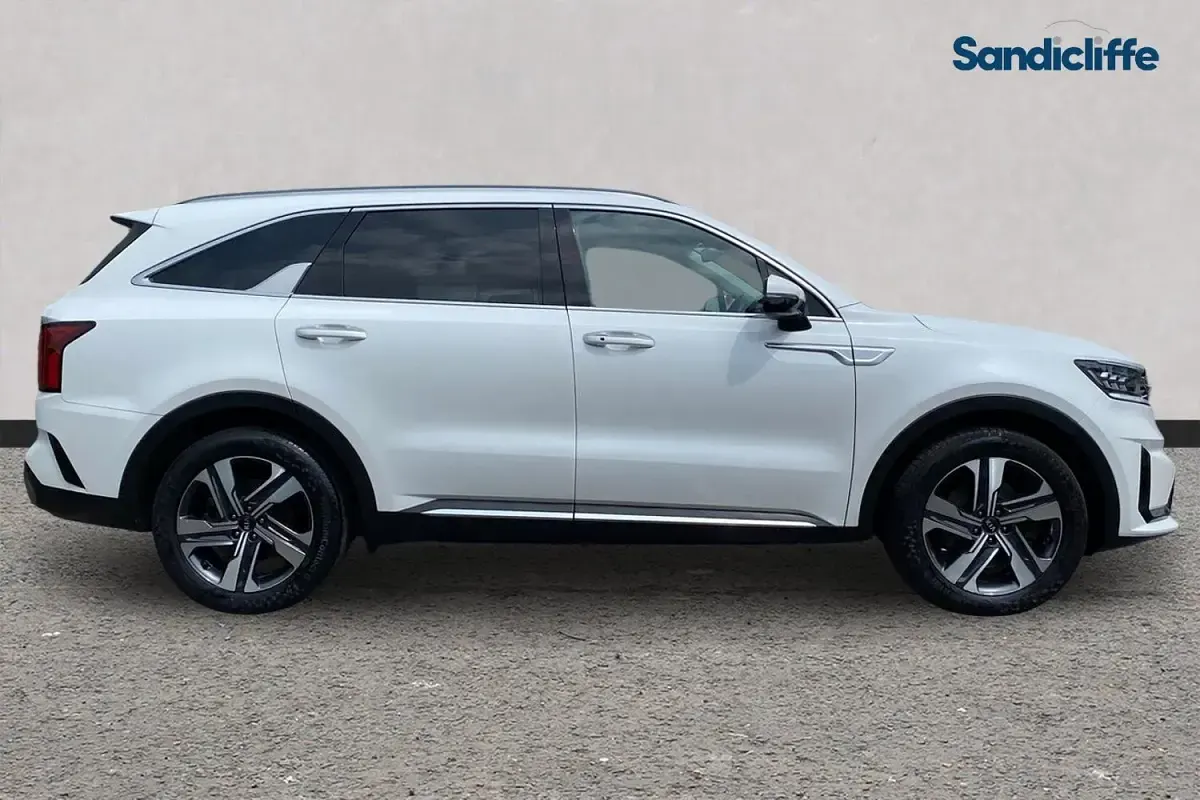 Used Kia Sorento 201 HP (147 kW) 2022 White SUV