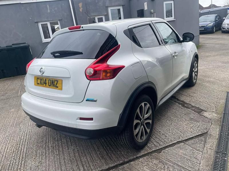 Used Nissan Juke Tekna 2014 White SUV