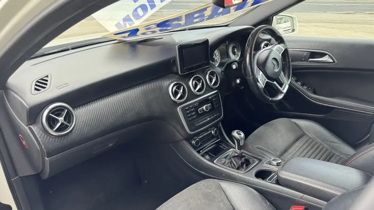Used Mercedes A180 AMG 2014 White Hatchback