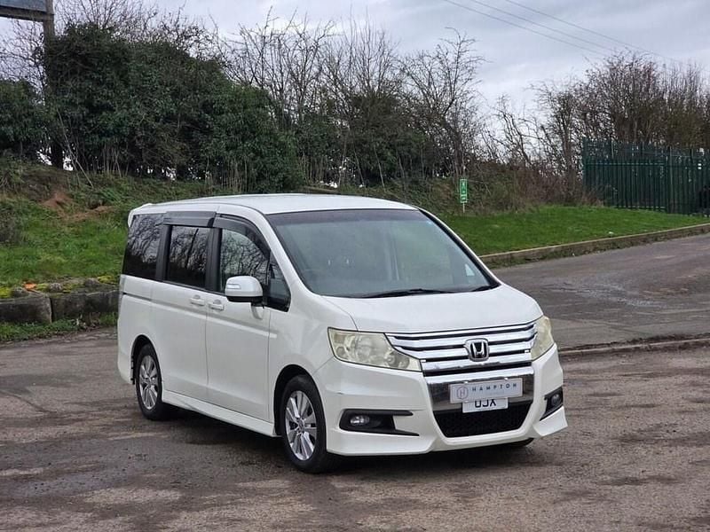 Used Honda Stepwgn 2023 White MPV