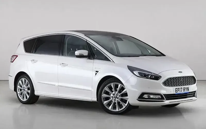 Used Ford S-MAX Vignale 179 HP (131 kW) 2017 MPV