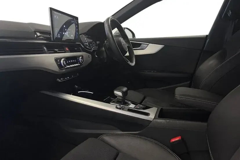 Used Audi A5 Sportback S-Line 201 HP (147 kW) 2023 Chronos grey Hatchback