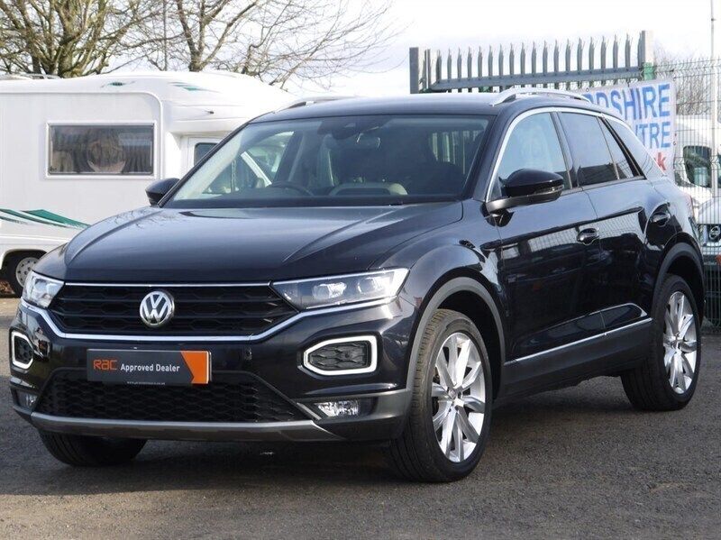 Used VW T-Roc SEL 190 HP (139 kW) 2018 Deep pearl black SUV