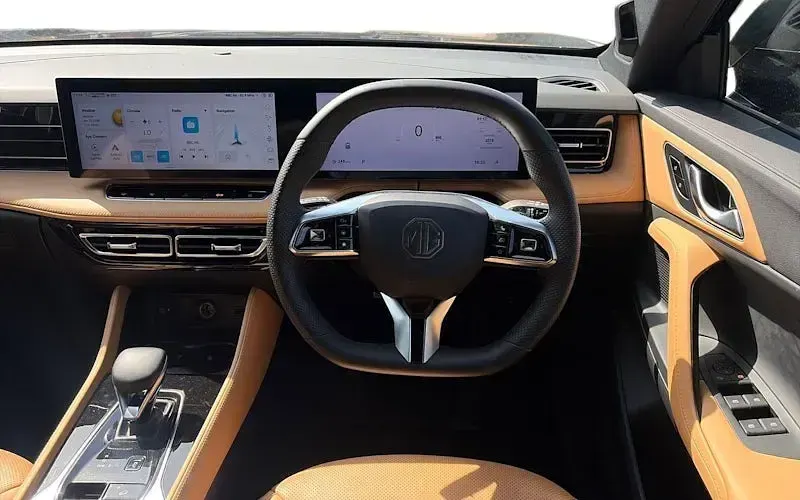 Used MG HS Trophy 170 HP (125 kW) 2024 Black SUV