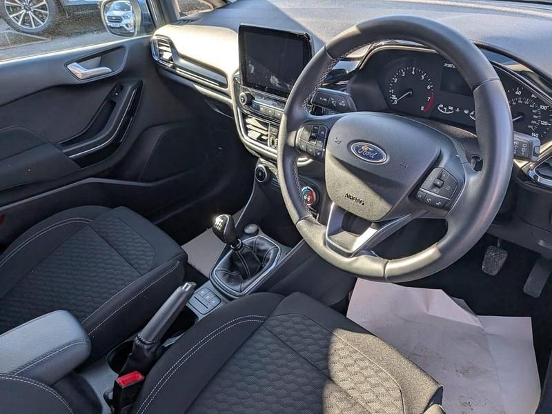 Used Ford Fiesta Titanium 100 HP (73 kW) 2022 Blue Hatchback