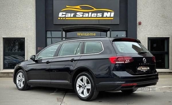 Usado VW Passat SE 150 HP (110 kW) 2020 Preto Carrinha