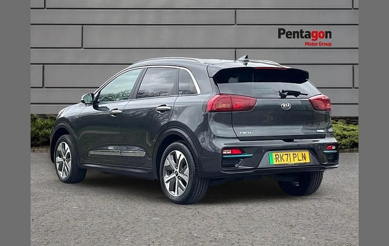 Used Kia e-Niro 150 kW (204 HP) 2021 Grey SUV