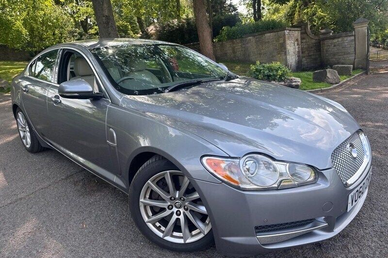 Grey Used 2010 Jaguar XF Premium Luxury Sedan | £3,295 (Good price) - Image 1/1
