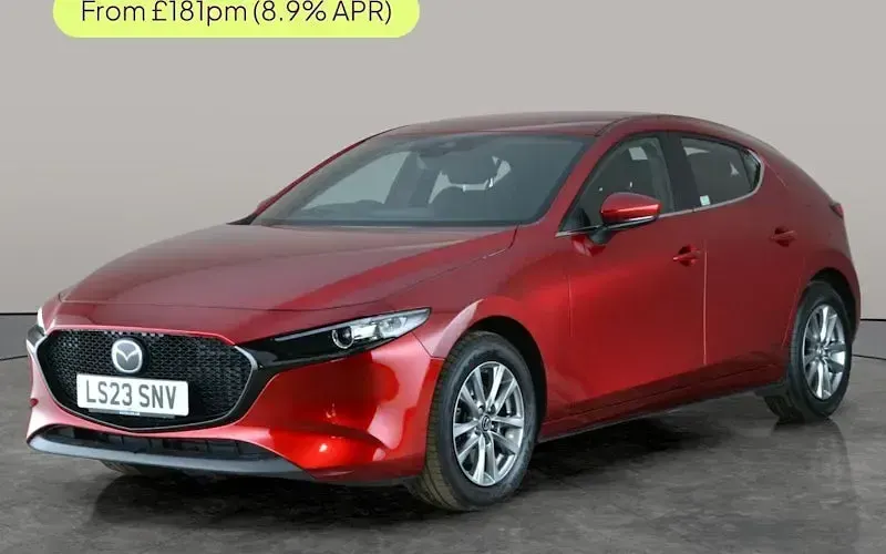 Usado Mazda 3 122 HP (89 kW) 2022 Vermelho Citadino