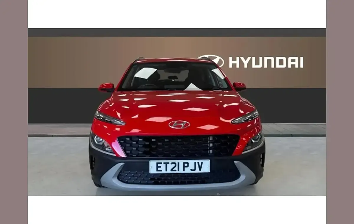 Used Hyundai Kona SE 117 HP (86 kW) 2021 Red SUV