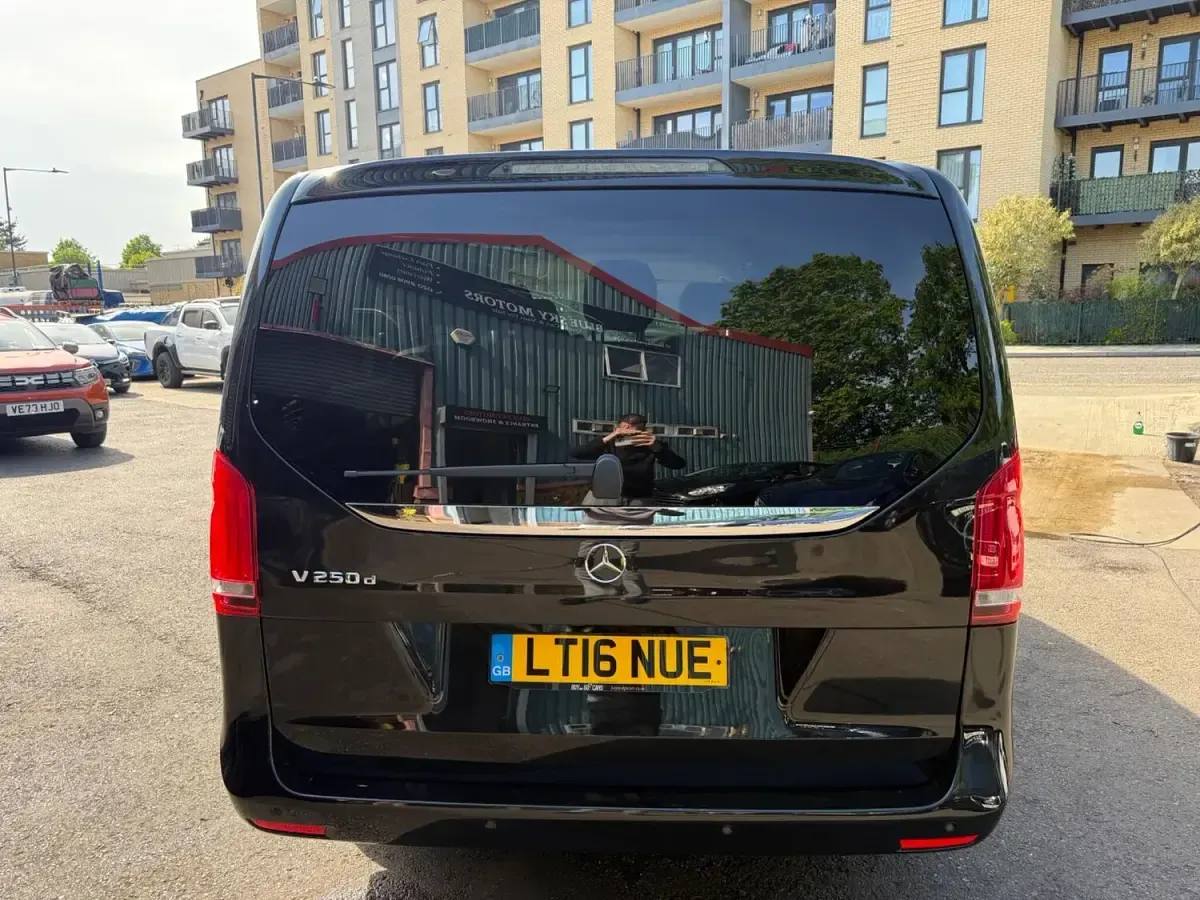 Used Mercedes V250 2016 Black MPV