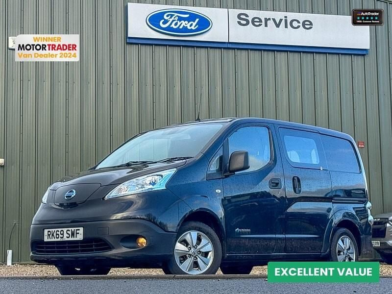 Used Nissan e-NV200 SE 80 kW (109 HP) 2020 Black MPV