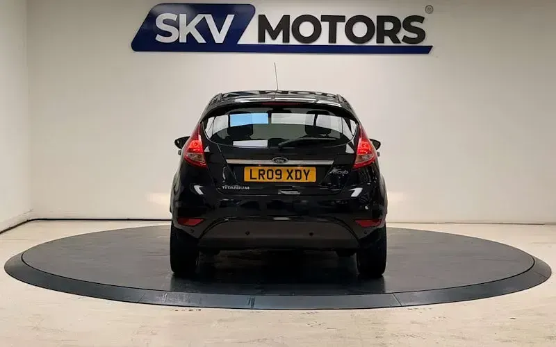 Used Ford Fiesta Titanium 97 HP (71 kW) 2009 Black Hatchback