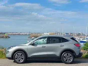 Used Ford Kuga Titanium 150 HP (110 kW) 2023 Silver SUV