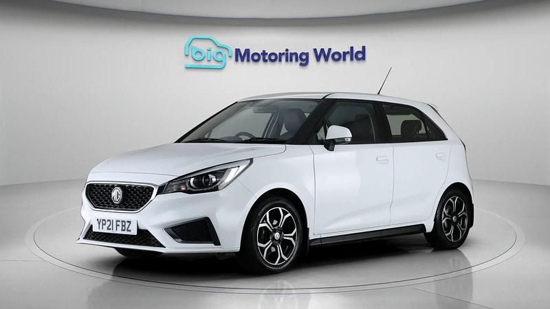 Used MG MG3 Exclusive 105 HP (77 kW) 2021 White Hatchback