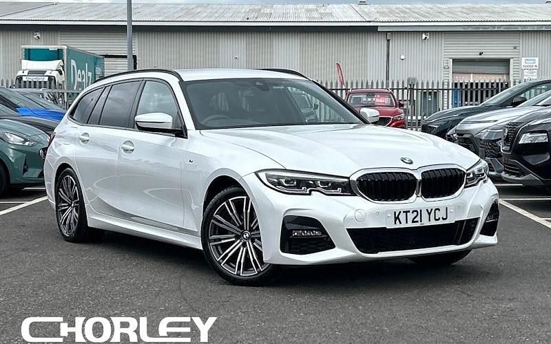 Used 2022 BMW 320 M Sport Estate | £25,225 (Fair price) - Image 1/4