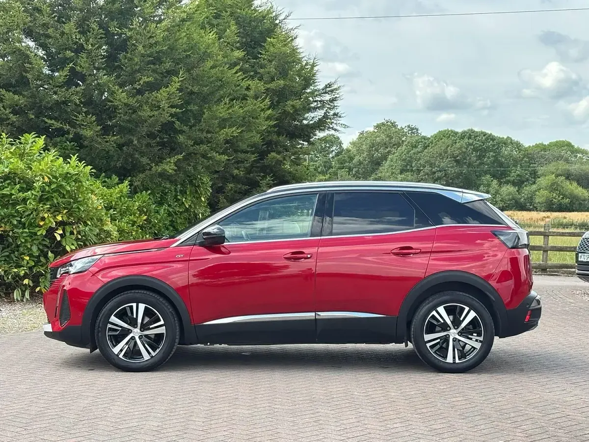 Used Peugeot 3008 GTi 131 HP (96 kW) 2022 Red SUV