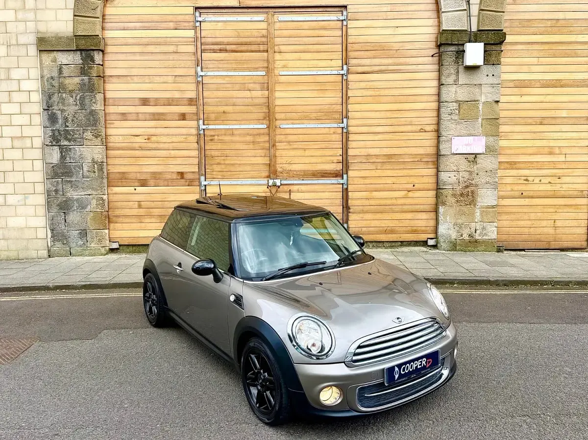 Used Mini Cooper D Hatch 2013 Silver Hatchback