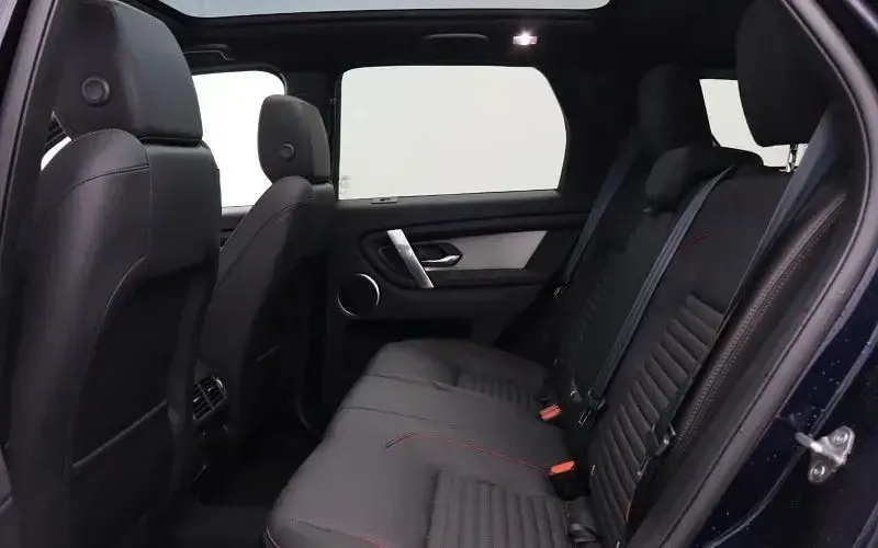 Used Land Rover Discovery 5 Urban Edition 204 HP (150 kW) 2023 Blue SUV