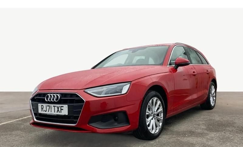 Used Audi A4 Comfort 150 HP (110 kW) 2022 Red Estate