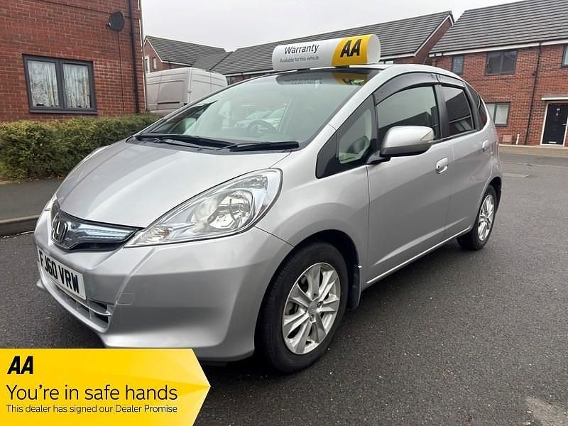 Used Honda Jazz Hybrid 100 HP (73 kW) 2010 Silver Hatchback