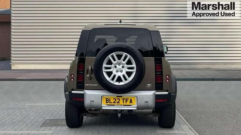 Used Land Rover Defender HSE 300 HP (220 kW) 2022 Brown  SUV