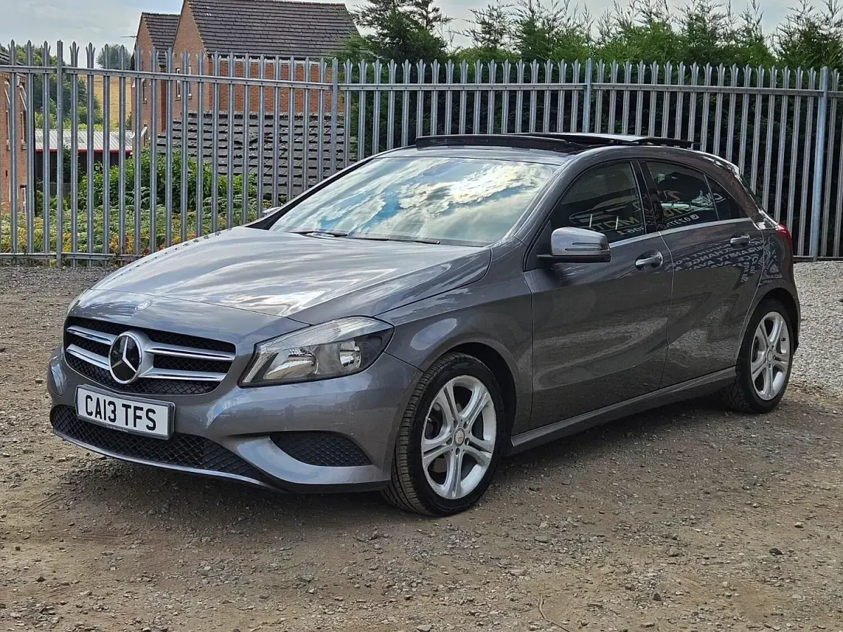 Used Mercedes A200 Sport Edition 134 HP (98 kW) 2015 Grey Hatchback