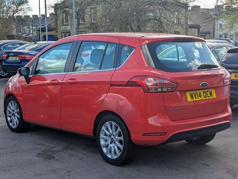 Used Ford B-MAX Titanium 105 HP (77 kW) 2014 Red MPV