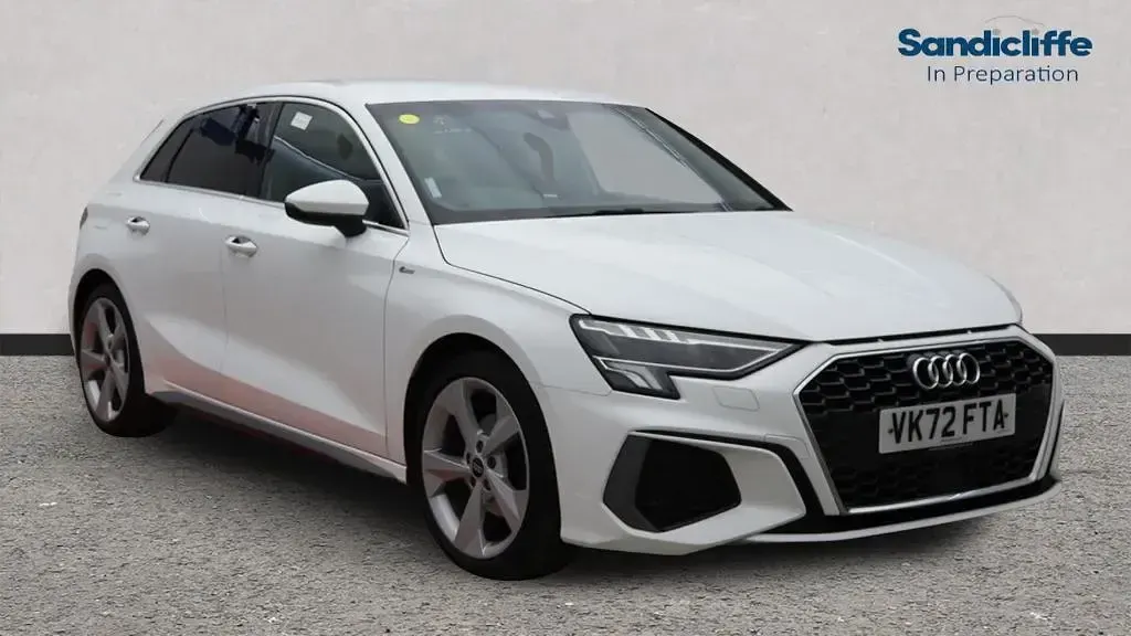 Usado Audi A3 S-Line 150 HP (110 kW) 2024 Citadino