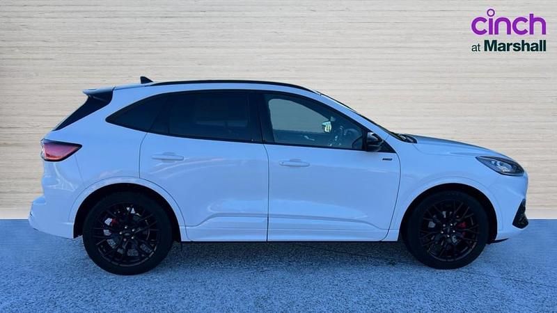 Used Ford Kuga 150 HP (110 kW) 2023 White SUV