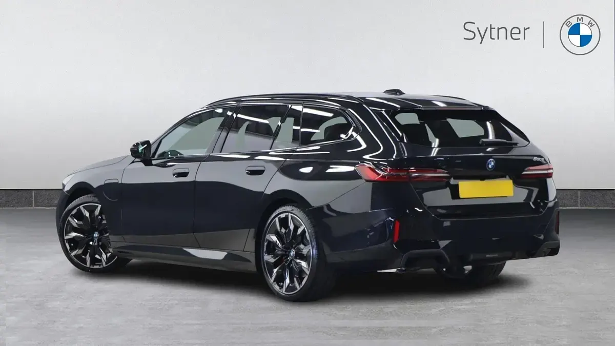 Used BMW 530e M Sport 295 HP (216 kW) 2026 Black Estate
