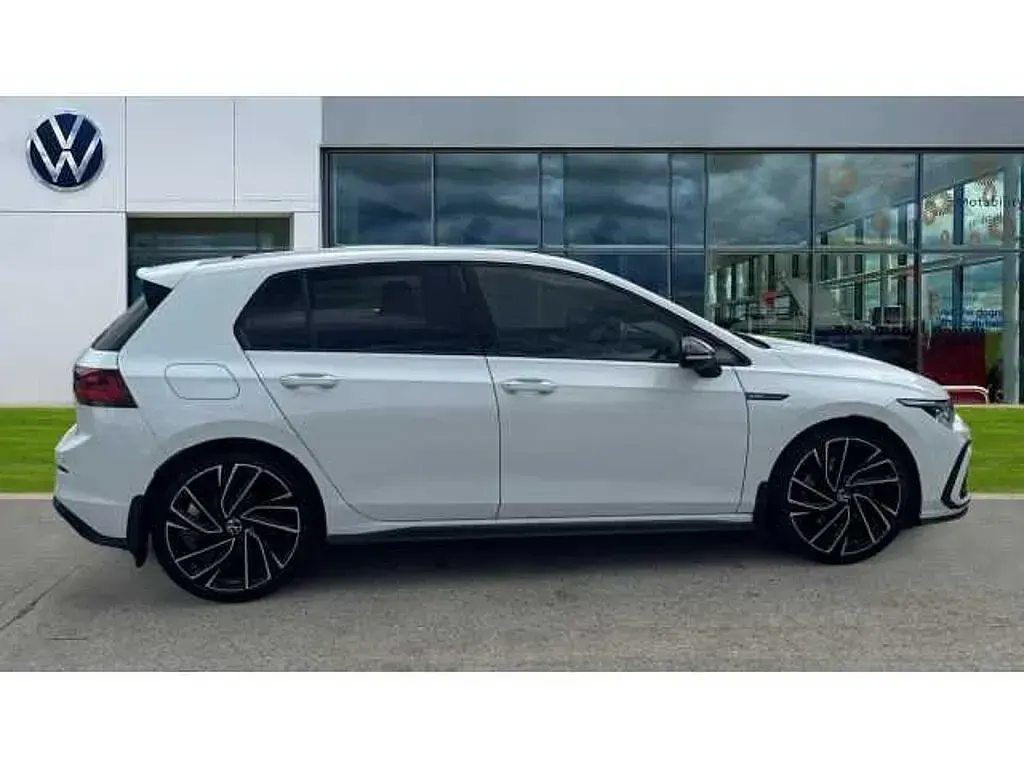Used VW Golf VIII 200 HP (147 kW) 2022