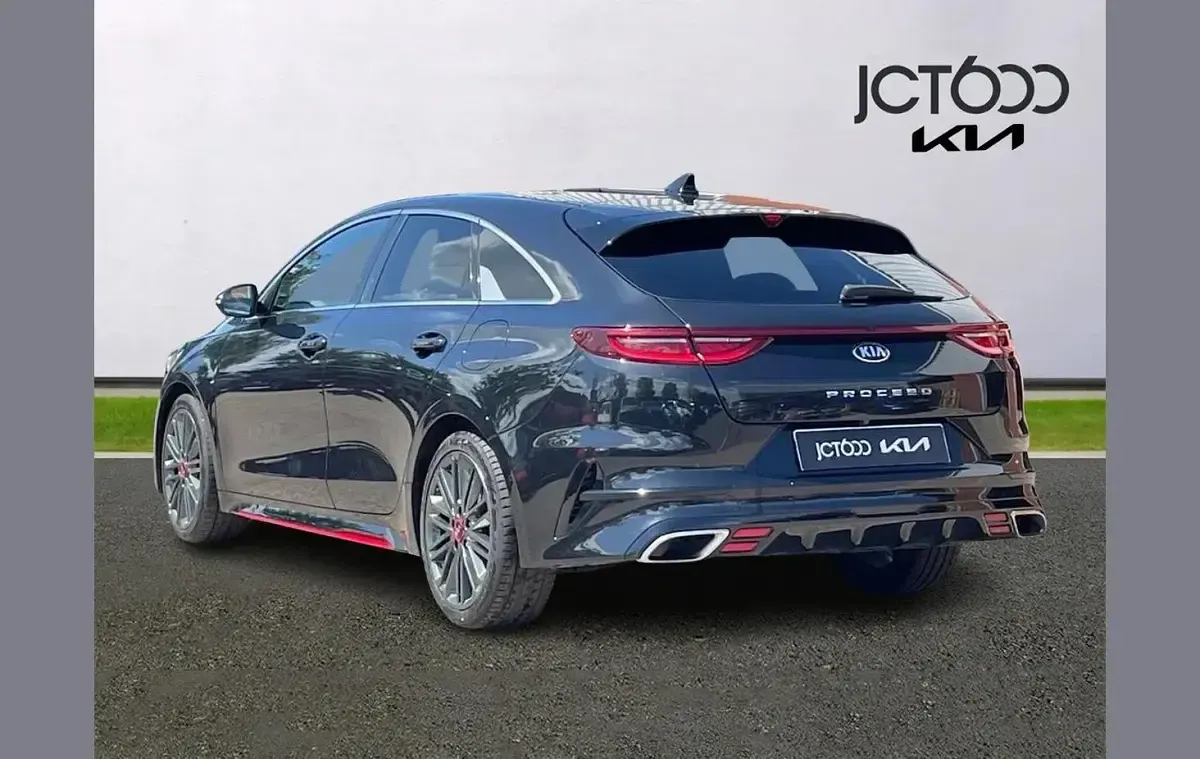 Used Kia ProCeed GT 204 HP (150 kW) 2019 Black Estate