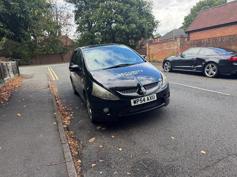 Black Used 2004 Mitsubishi Grandis MPV | £2,495 - Image 1/4