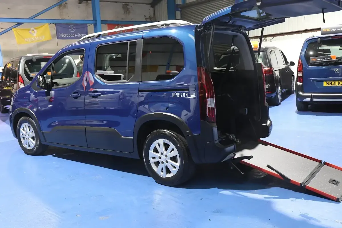 Used Peugeot Rifter Allure 2020 Blue MPV