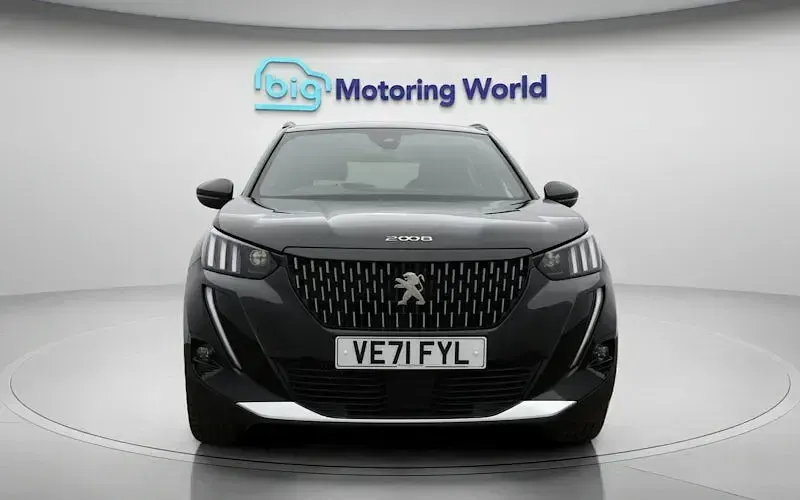 Used Peugeot 2008 GT 131 HP (96 kW) 2022 Black SUV