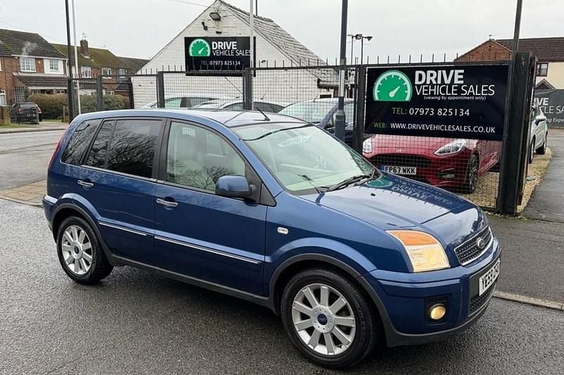 Used Ford Fusion Titanium 99 HP (72 kW) 2009 Blue Hatchback