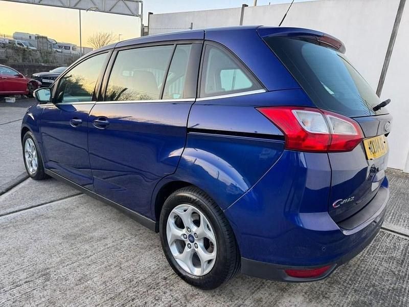 Used Ford Grand C-Max Zetec 115 HP (84 kW) 2014 Blue MPV