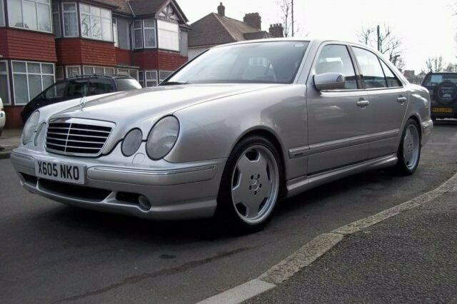 Used Mercedes E240 170 HP (125 kW) 2001 Sedan