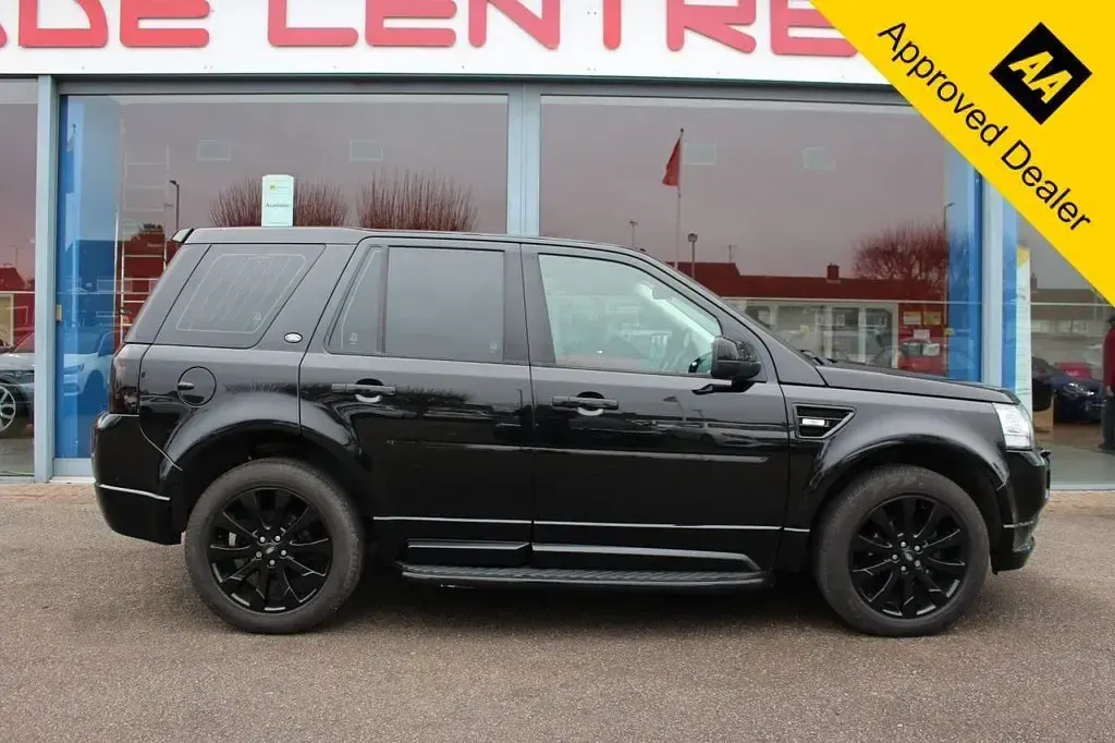 Used Land Rover Freelander 2 Dynamic 190 HP (139 kW) 2014 Black SUV