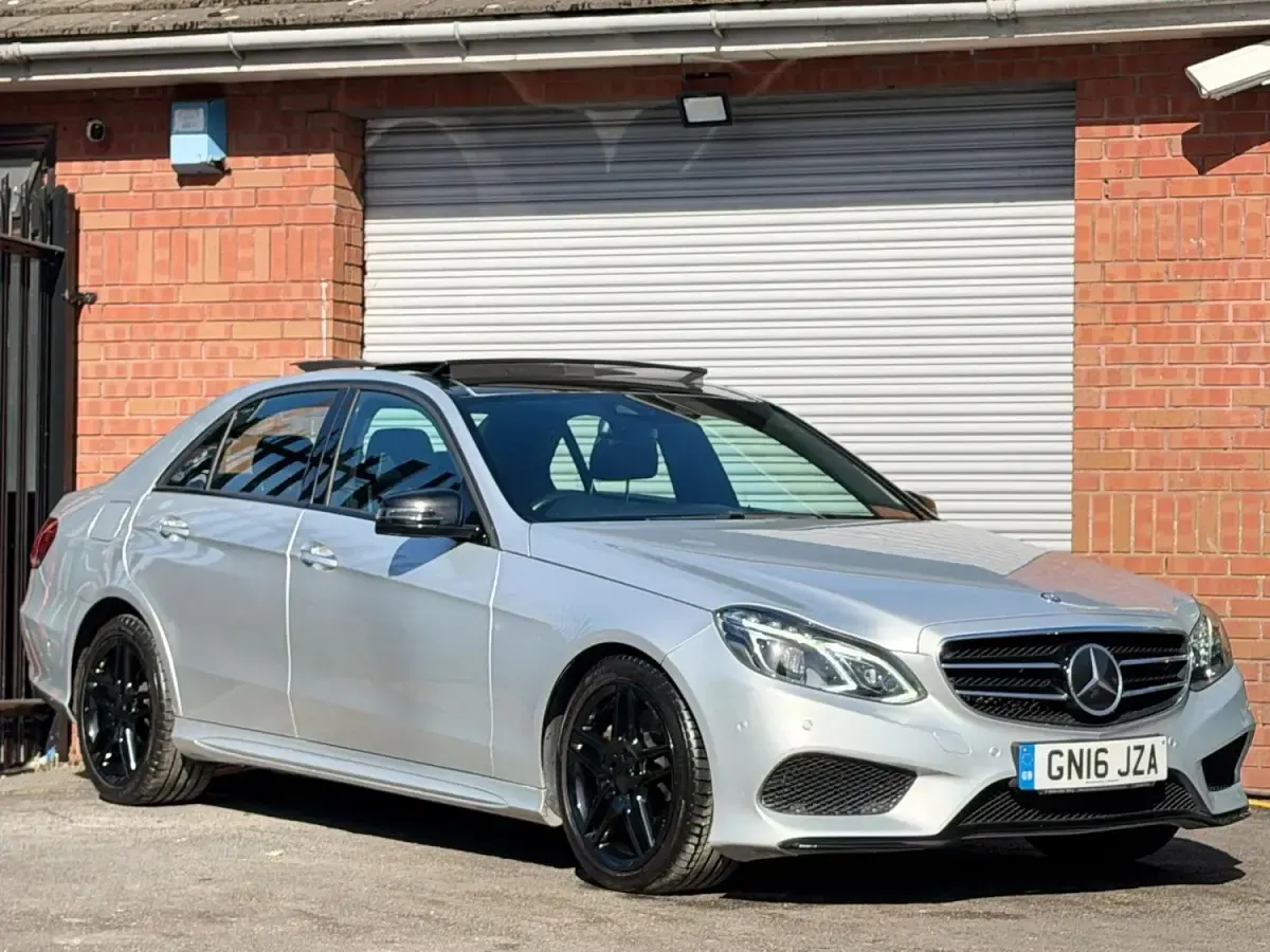 Begagnad Mercedes E350 AMG 2016 Silver Sedan