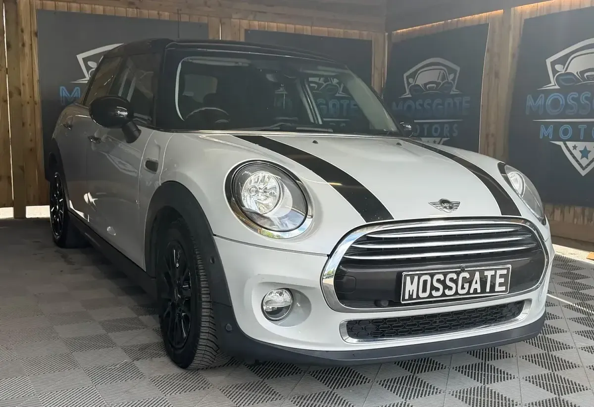 Used Mini Cooper D Hatch 2014 Silver Hatchback