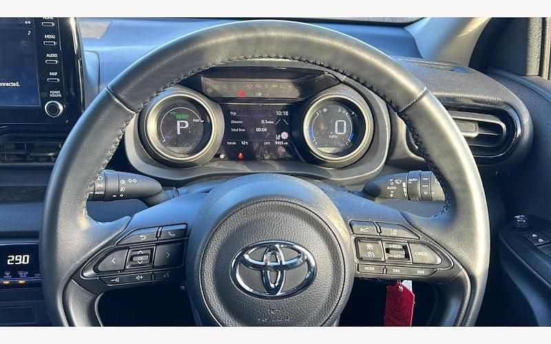 Used Toyota Yaris Hybrid Design 116 HP (85 kW) 2026 Hatchback