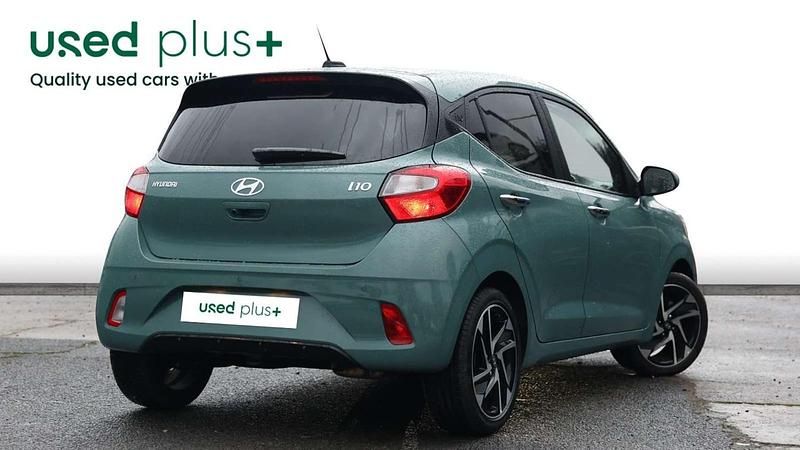 Used Hyundai i10 Premium 63 HP (46 kW) 2024 Green Hatchback