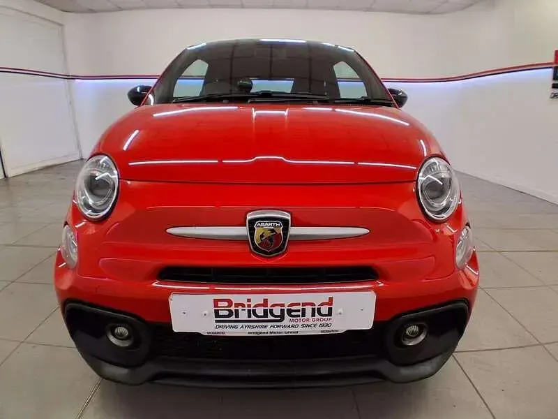 Used Abarth 595 Pista 165 HP (121 kW) 2022 Red Hatchback