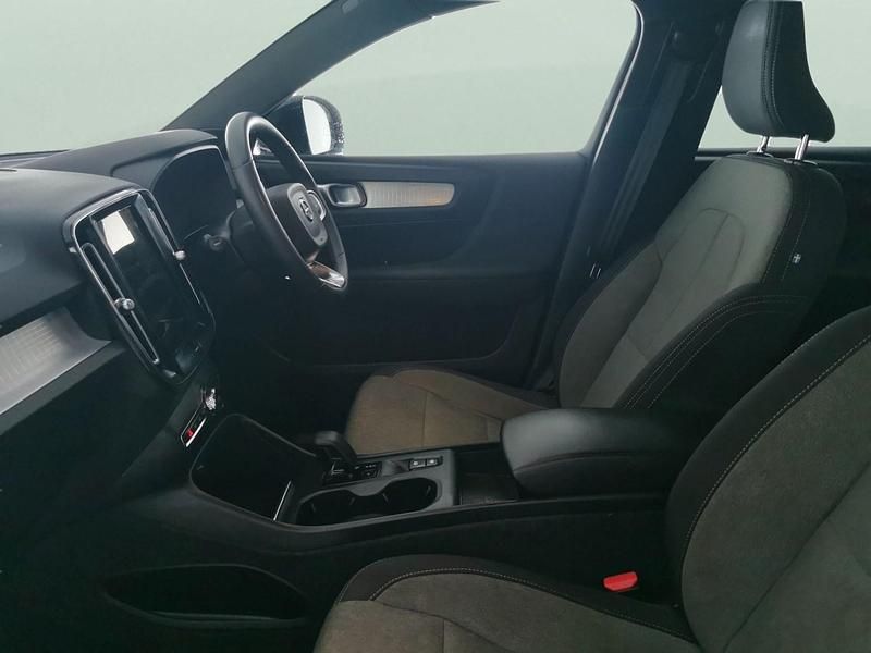 Used Volvo XC40 Core 2023 Black SUV