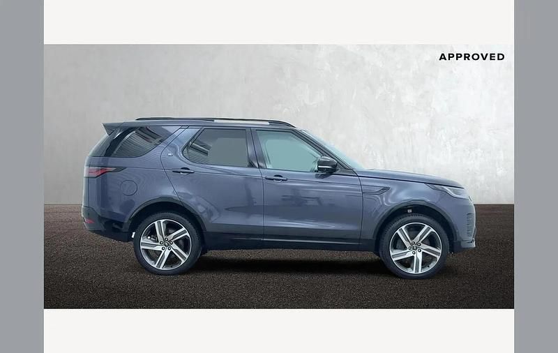 Used Land Rover Discovery 5 HSE Dynamic 344 HP (253 kW) 2024 Blue SUV